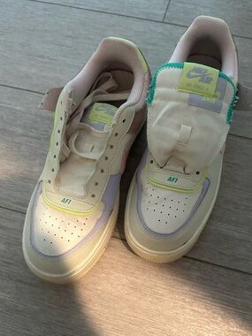 Nike Sneakers - Cream with Lavender & Light Green Accents